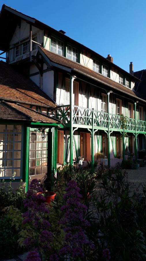 Le Jardin des Merveilles Saint-Pierre-d'Autils Exterior foto